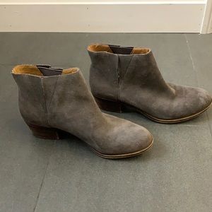 Lucky Brand barely worn booties